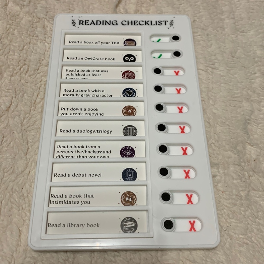 ♥️3 for $15♥️ Owlcrate Reading Checklist